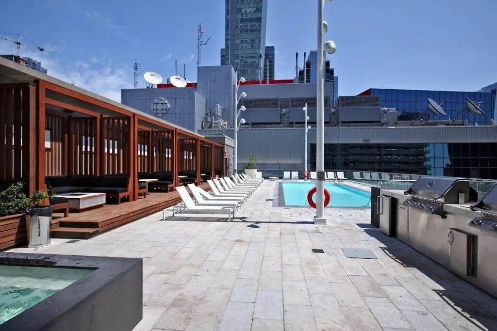 Apartamento Cn Lovers Toronto Canadá