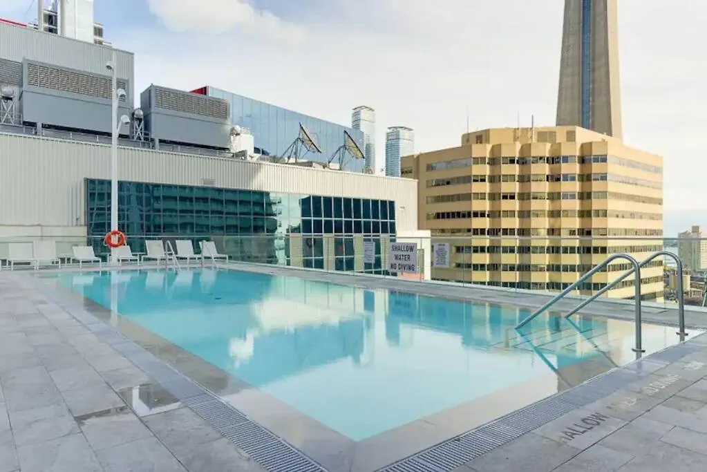 Apartamento Cn Lovers Toronto