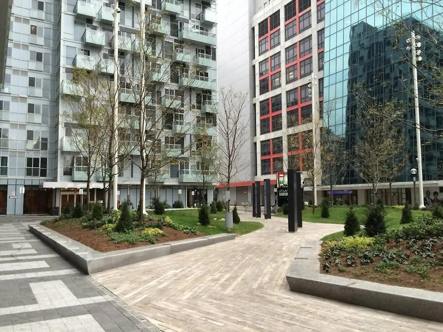 Apartamento Cn Lovers Toronto